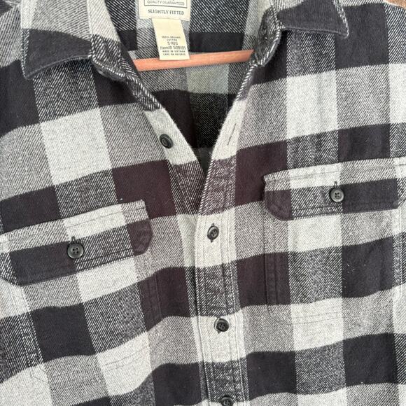 LL Bean Mens Buffalo Plaid Button Up Shirt S Gray Black L.L. Bean Flannel Camp - Picture 3 of 4